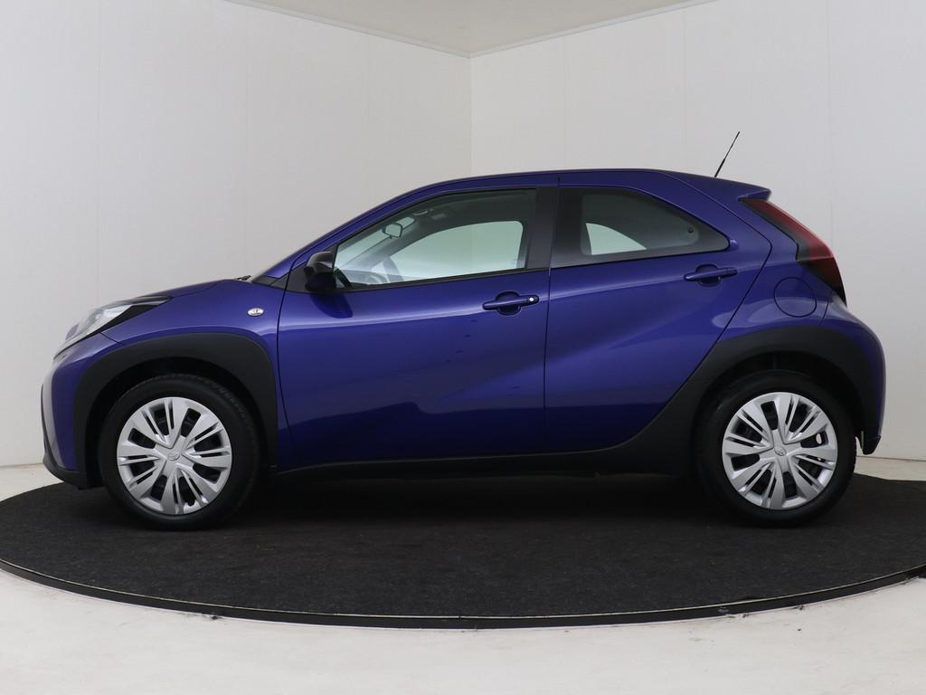 Toyota Aygo X 1.0 VVT-i MT Play | BTW Voertuig | Achteruitri, 12 maanden, Stof, 920 kg, Origineel Nederlands
