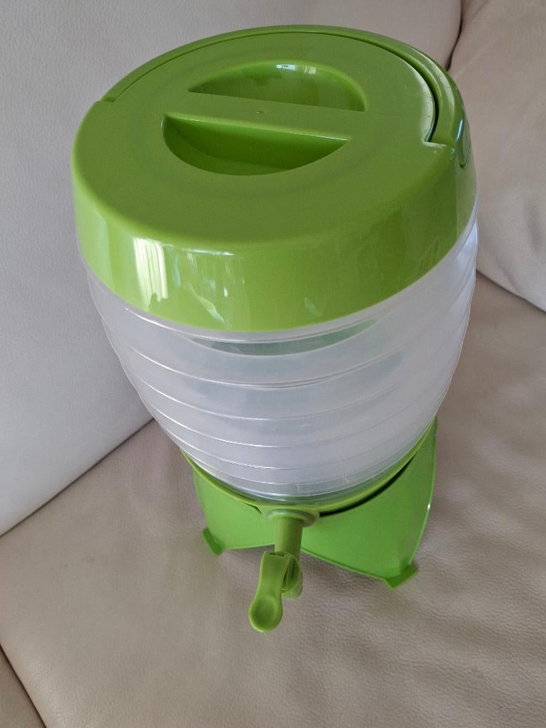 Opvouwbare water/limonadetap voor 5,5ltr., Caravans en Kamperen, Ophalen of Verzenden, Gebruikt