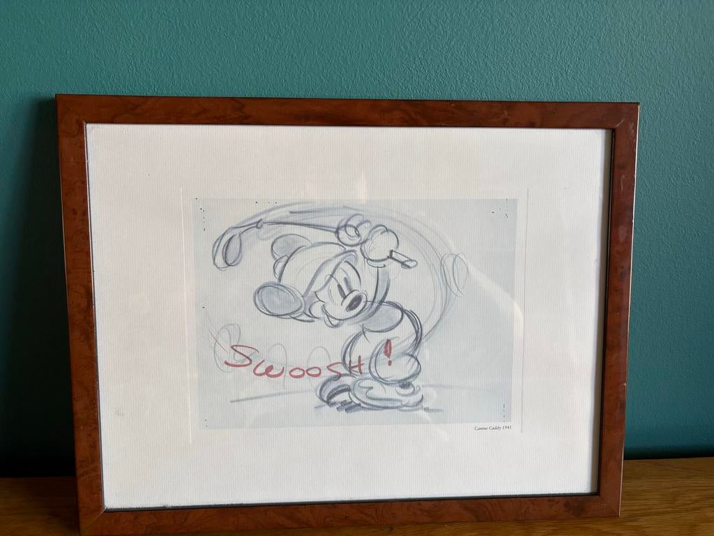 Mickey Mouse golf print in lijst, Verzamelen, Disney, Ophalen of Verzenden, Mickey Mouse, Gebruikt, Plaatje of Poster