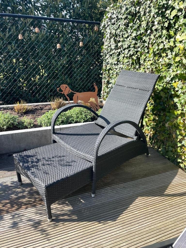 loungestoel met voetenbank, Tuin en Terras, Ophalen, Gebruikt, Wicker, Verstelbaar