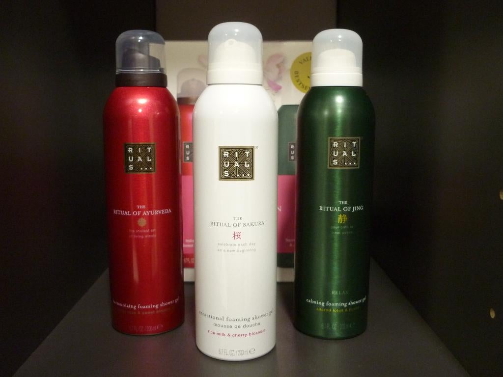 Nieuw Rituals shower foam trio giftset Sakura, Jing Ayurveda, Ophalen of Verzenden, Nieuw, Bad & Douche