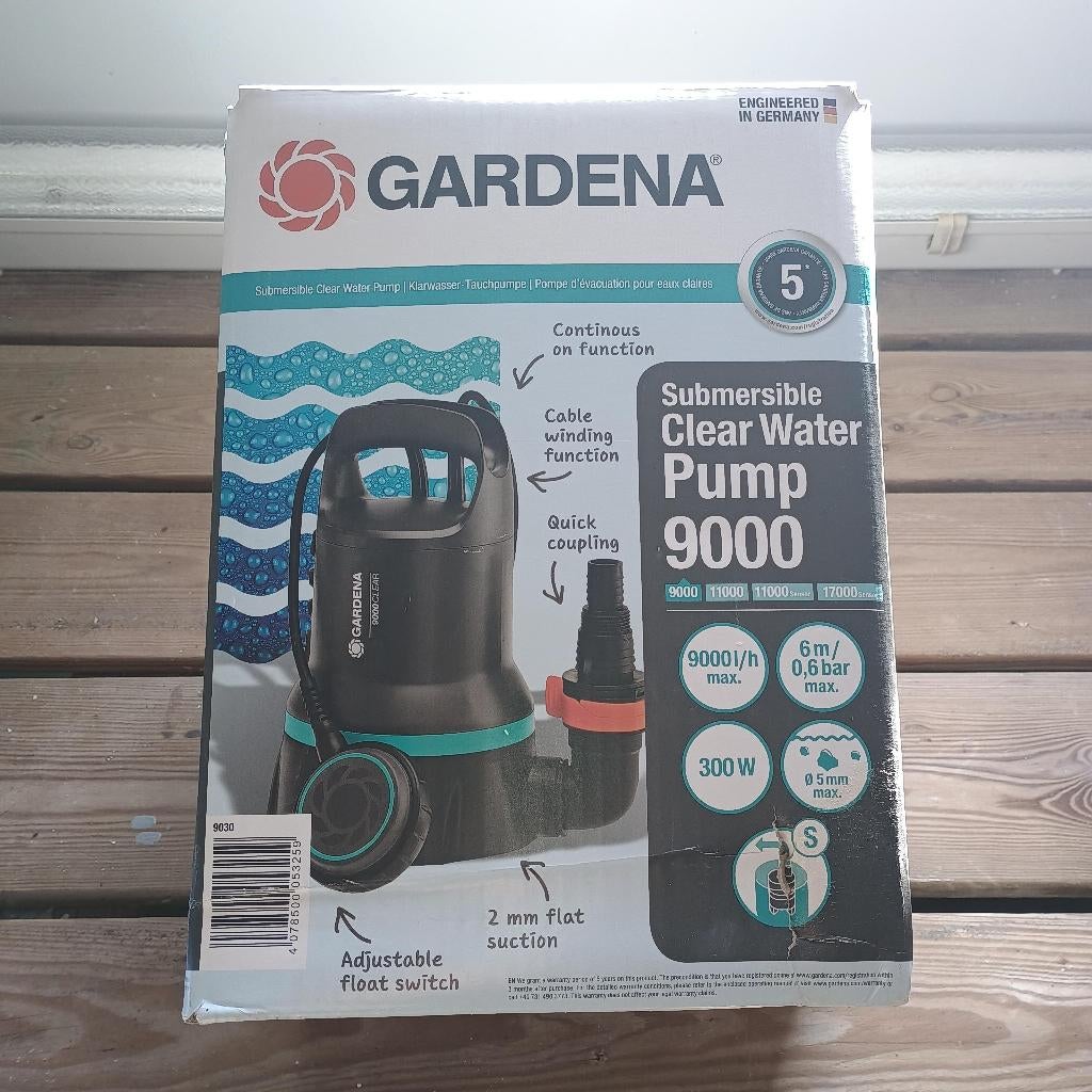 Gardena 9000 dompelpomp, Tuin en Terras, Waterpompen, Zo goed als nieuw, Elektrisch, Dompelpomp, Ophalen