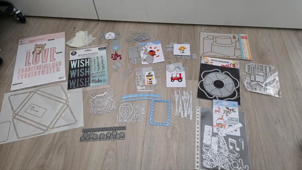 Diverse mallen en stencils, Hobby en Vrije tijd, Ophalen, Overige thema's, Pons of Mal