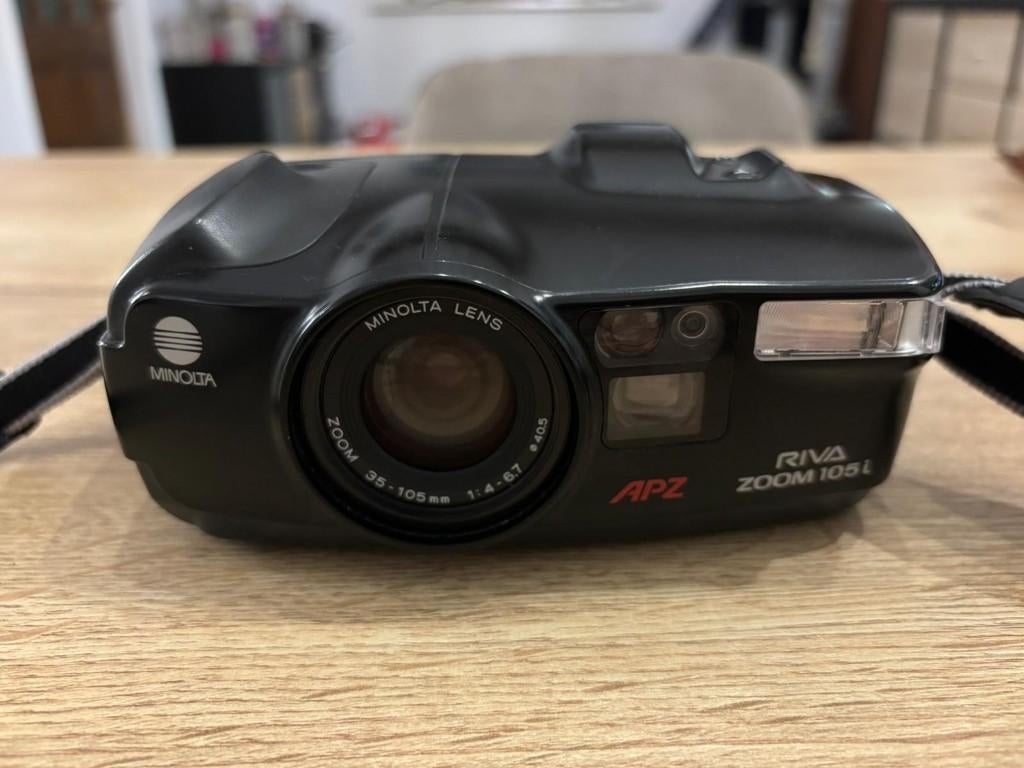 Minolta Riva Zoom 105i APZ Analoge Camera, Audio, Tv en Foto, Fotocamera's Analoog, Compact, Minolta, Ophalen of Verzenden