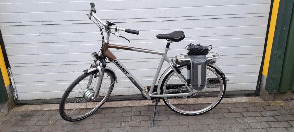 Zeer nette Giant Twist met 2 accu elektrische fiets, Ophalen, Giant, Zo goed als nieuw, 59 cm of meer