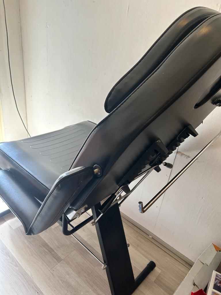 Behandelstoel ligbed voor wimpers of pedicure, Ophalen, Zo goed als nieuw, Overige typen