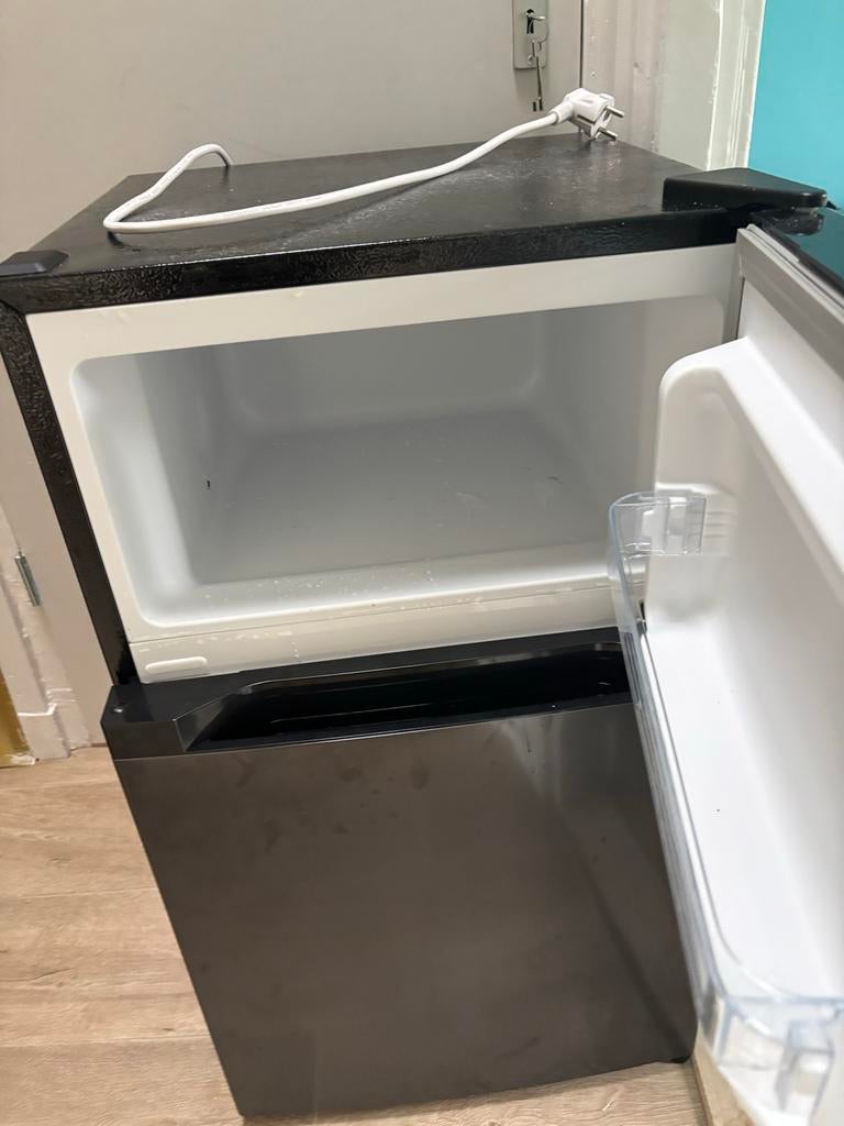 Koelkast met diepvries combo, Witgoed en Apparatuur, Koelkasten en IJskasten, 75 tot 100 liter, Met aparte vriezer, Zo goed als nieuw