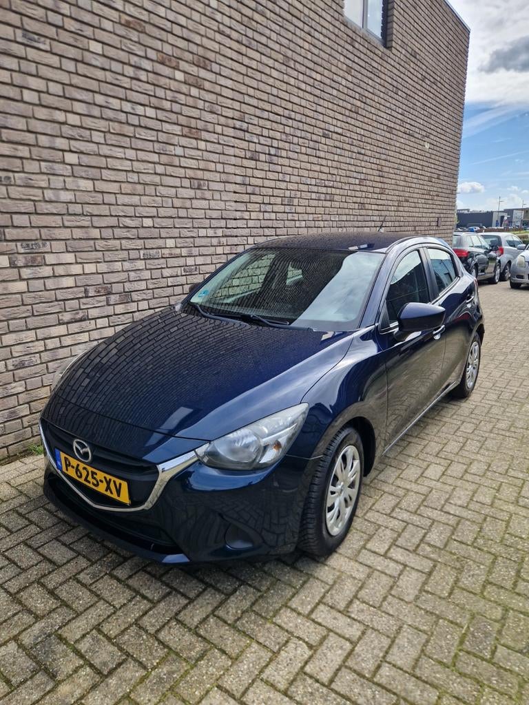 Mazda 2 1.5 66KW 5DRS 2016 Blauw, Voorwielaandrijving, 31 €/maand, 4 cilinders, Blauw