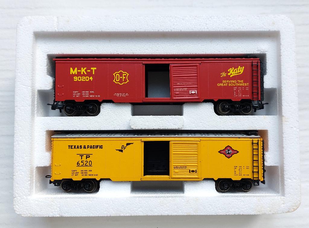Marklin H0 4579 - 2 delige set Amerikaanse Boxcars in ovp, Hobby en Vrije tijd, Modeltreinen | H0, Wisselstroom, Ophalen of Verzenden