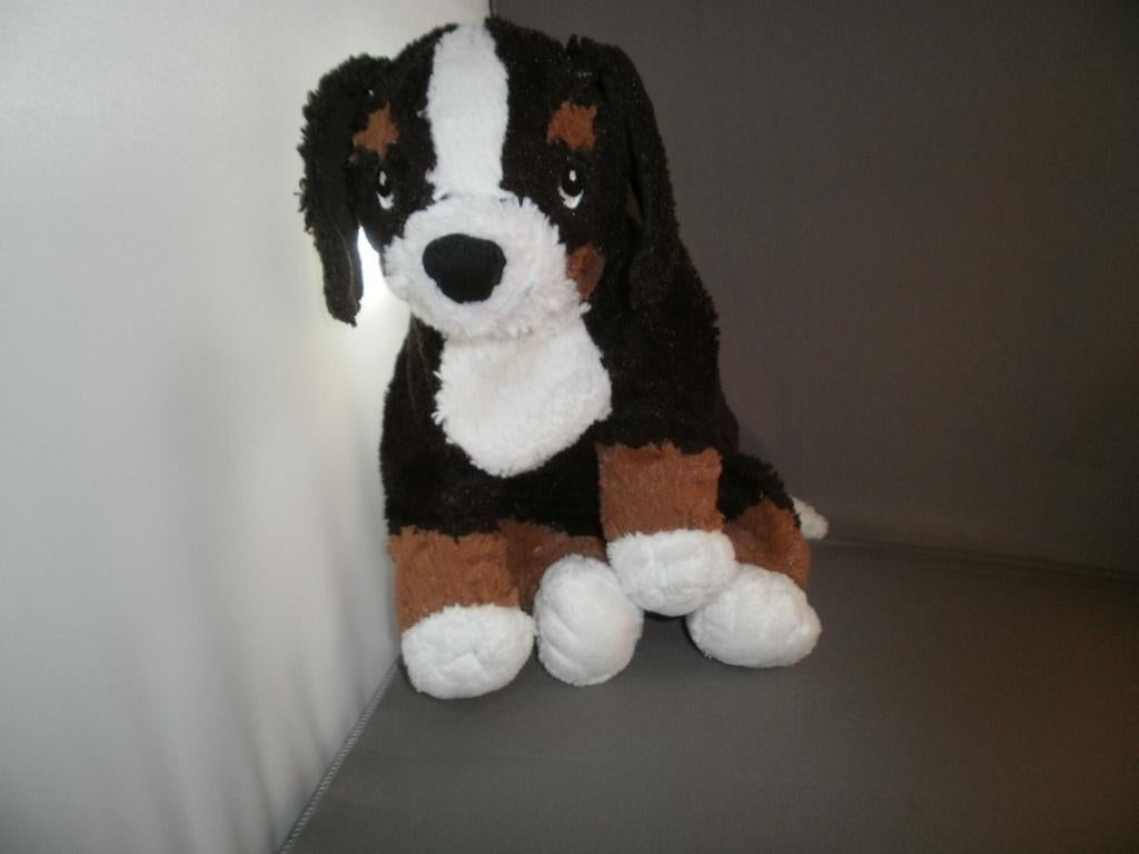 Ikea hond hoppig berner sennen tweekleurig bruin wit 35 cm, Kinderen en Baby's, Speelgoed | Knuffels en Pluche, Ophalen of Verzenden