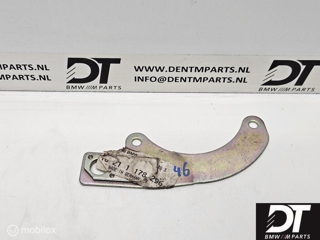 Uitlaat beugel BMW E30 E34 18211178296, Nieuw, Ophalen of Verzenden, BMW, BMW