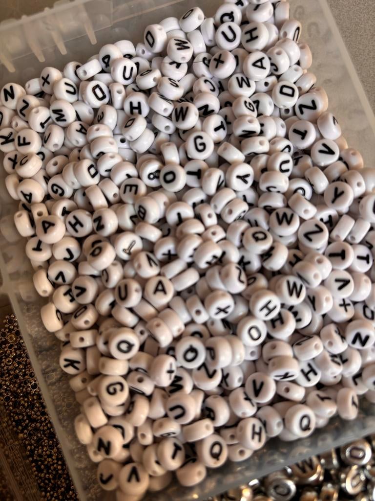 Letter-, cijfer- en symbool kralen mix, Ophalen of Verzenden, Nieuw, Kraal