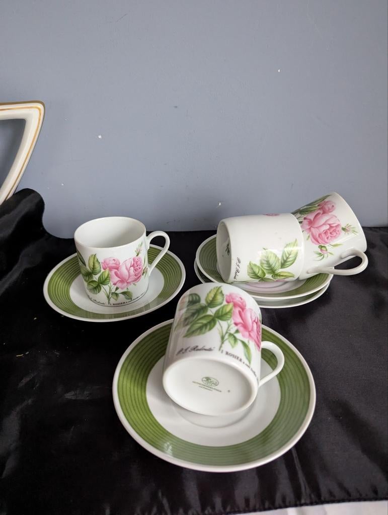 Hutschenreuther koffie  kopjes met Rozen. Kopjes, Antiek en Kunst, Antiek | Servies los, Ophalen of Verzenden