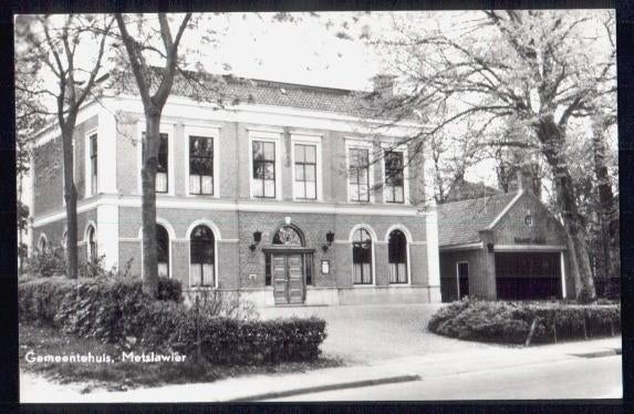 Metslawier (nabij Dokkum en Oosternijkerk) - Gemeentehuis, Verzenden, 1960 tot 1980, Gelopen, Friesland