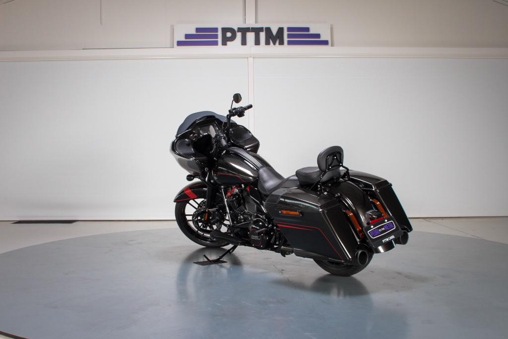 2018 Harley Davidson CVO Road Glide - foto 3