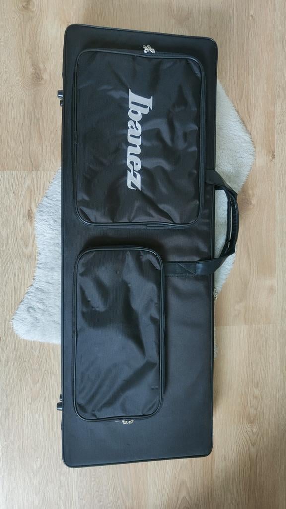 Ibanez soft case RG modellen, Ophalen of Verzenden, Zo goed als nieuw, Elektrische gitaar, Flightcase
