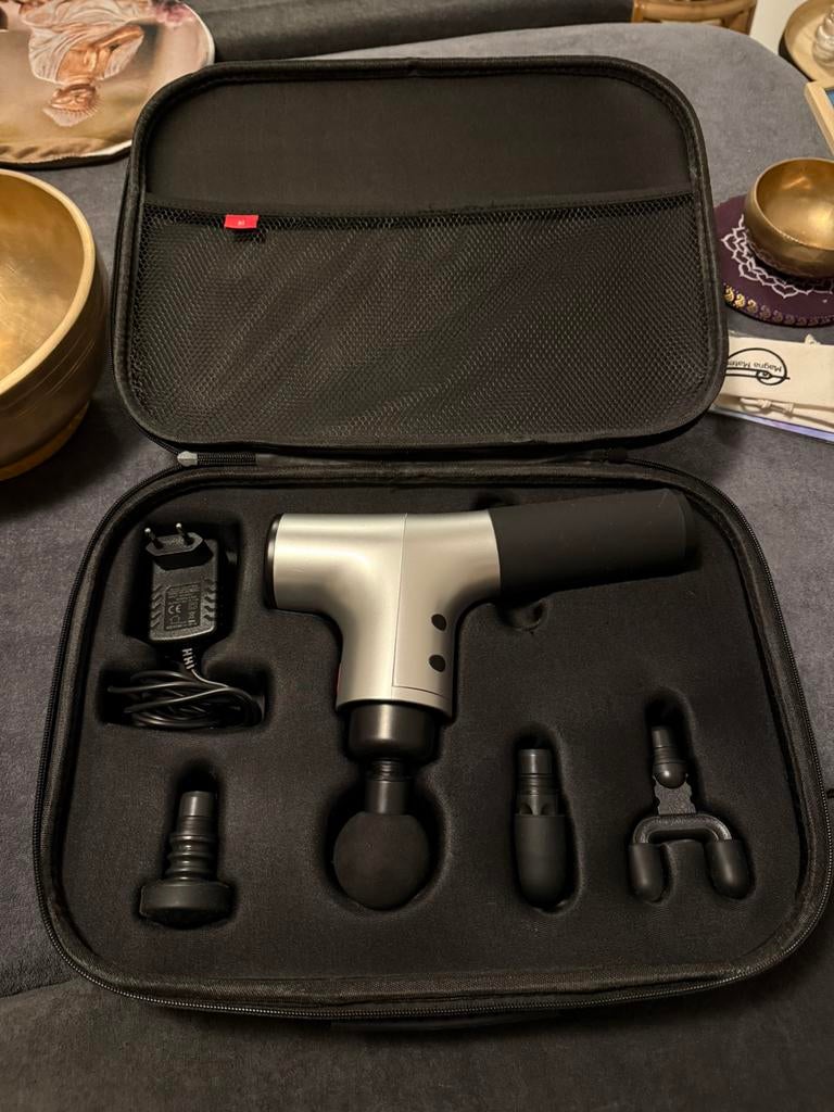 Hi5 Nova Massage Gun Grijs 4 koppen + nylon opbergtas, Sport en Fitness, Ophalen of Verzenden, Apparaat
