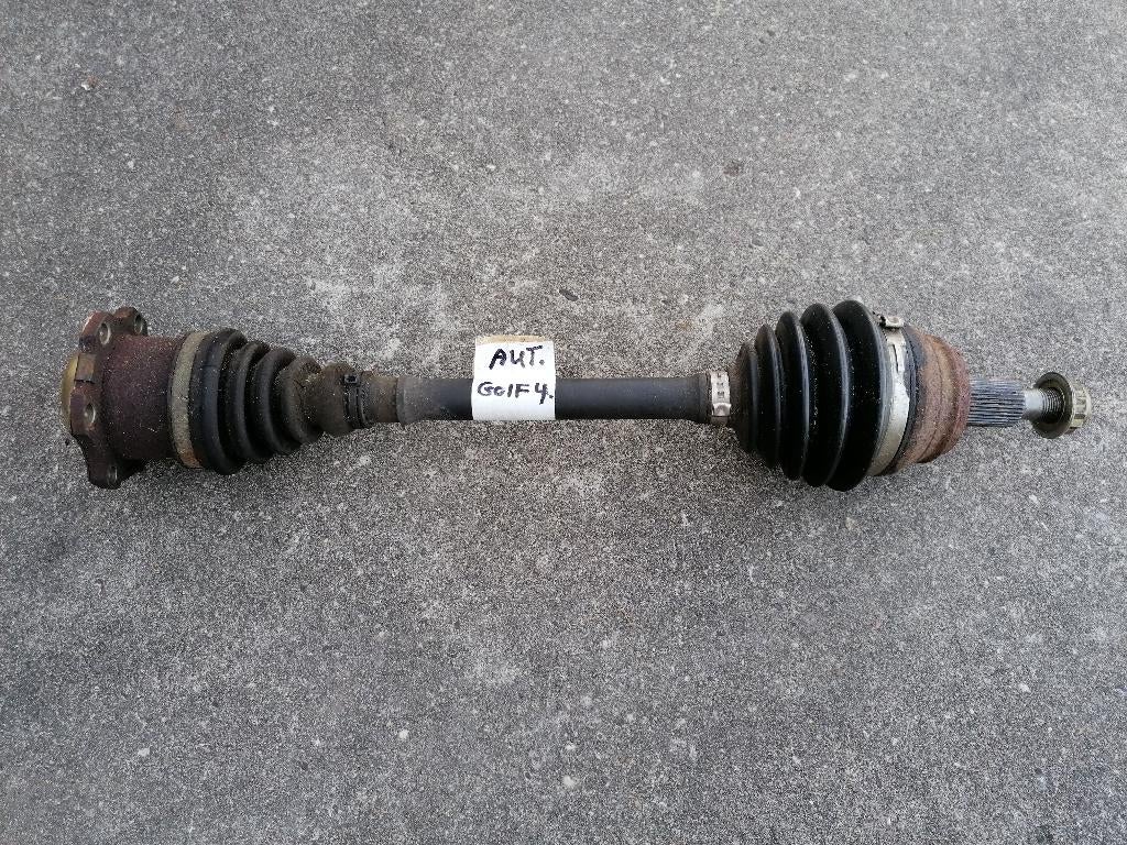 Homokineet LINKS Golf 4 automaat / aandrijfas., Ophalen, Gebruikt, Volkswagen