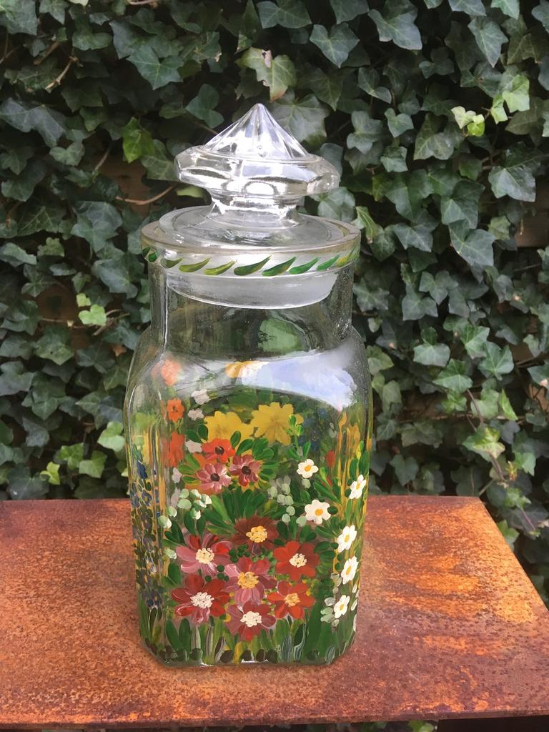 Arbeid Adelt Tesselschade, Ophalen