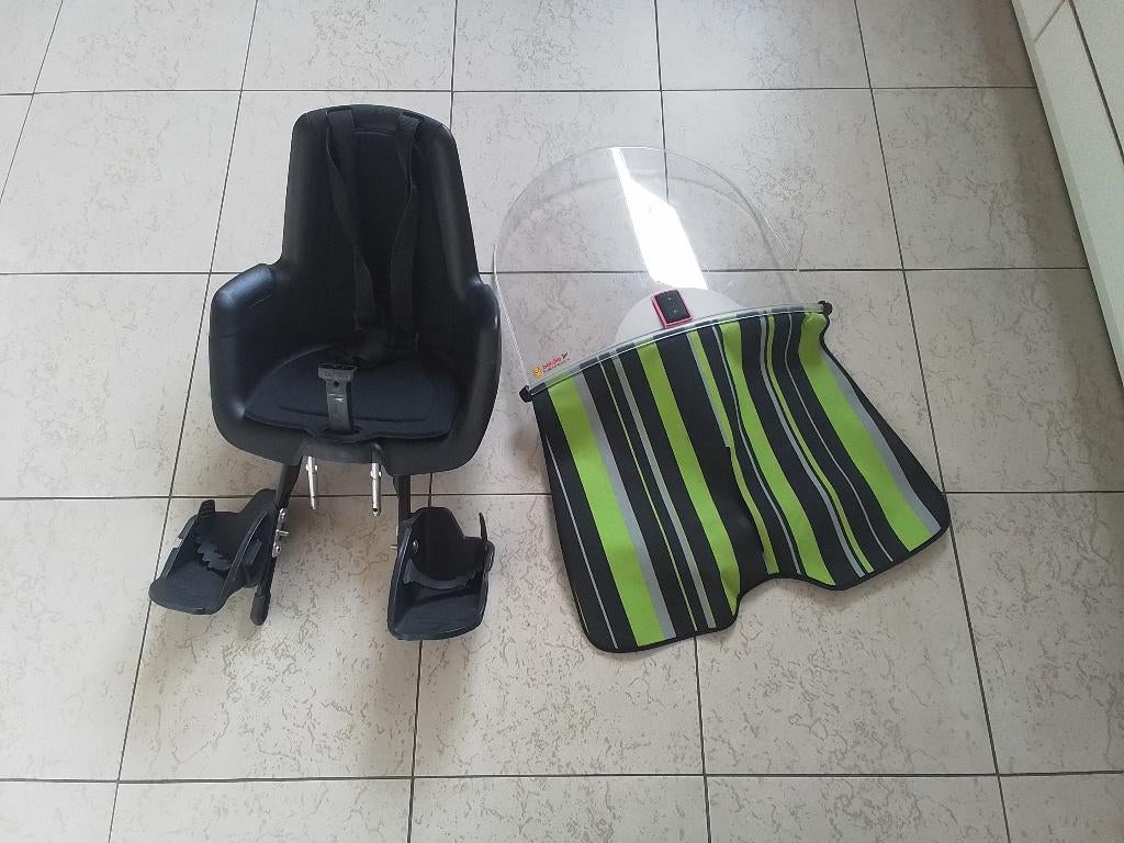 Fietstoeltje voorzijde, Ophalen, Voetsteuntjes, Voorzitje, BOBIKE