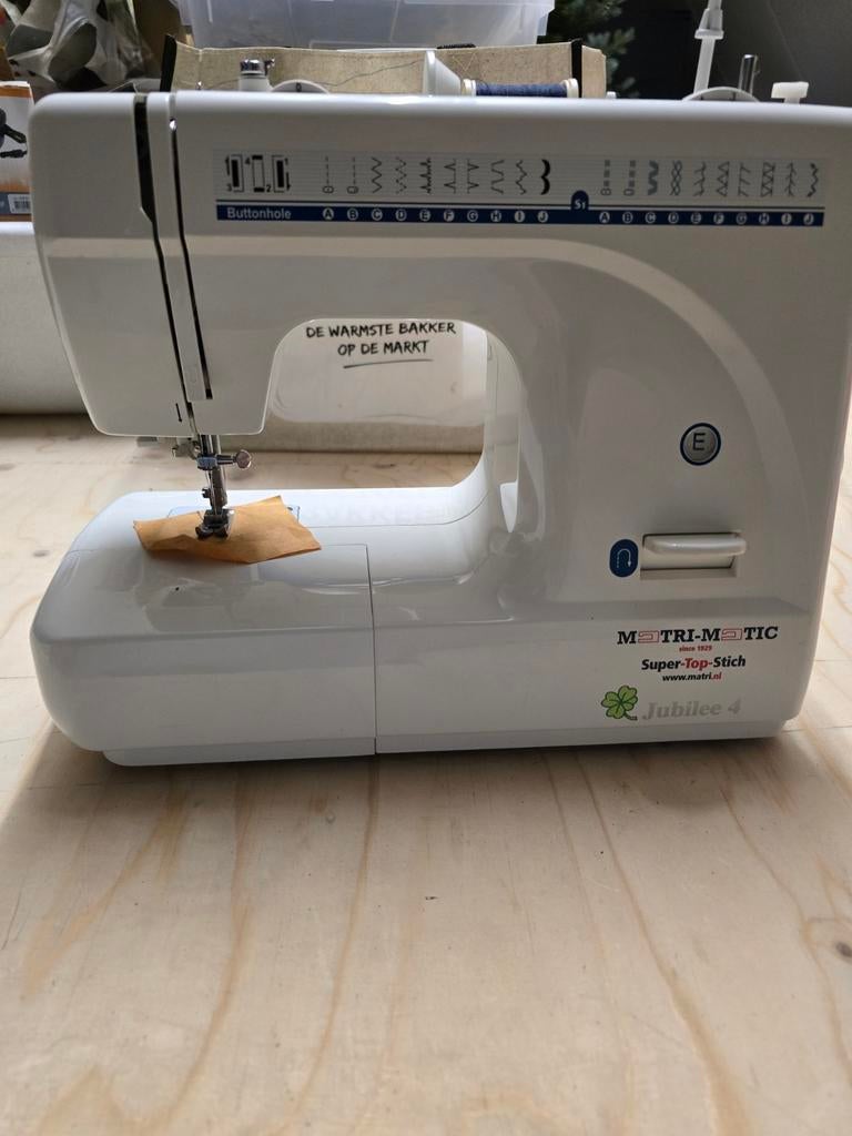 Matri-Matic Jubilee 4 Naaimachine met hoes, Ophalen, Gebruikt, Naaimachine, Overige merken