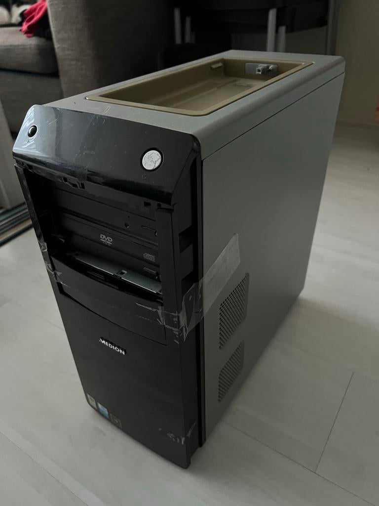 Oude PC voor onderdelen - Medion, Computers en Software, Ophalen, Gebruikt, HDD, Onbekend