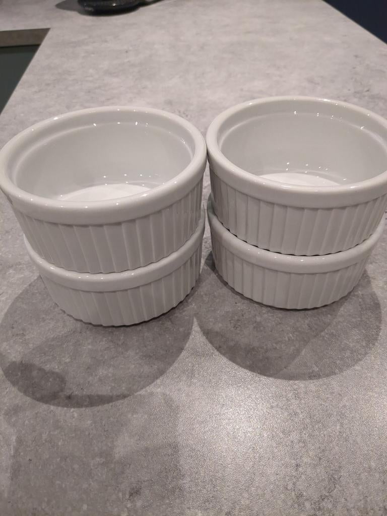 4 Soufflé schaaltjes - Ideaal voor desserts!, Ophalen of Verzenden, Zo goed als nieuw