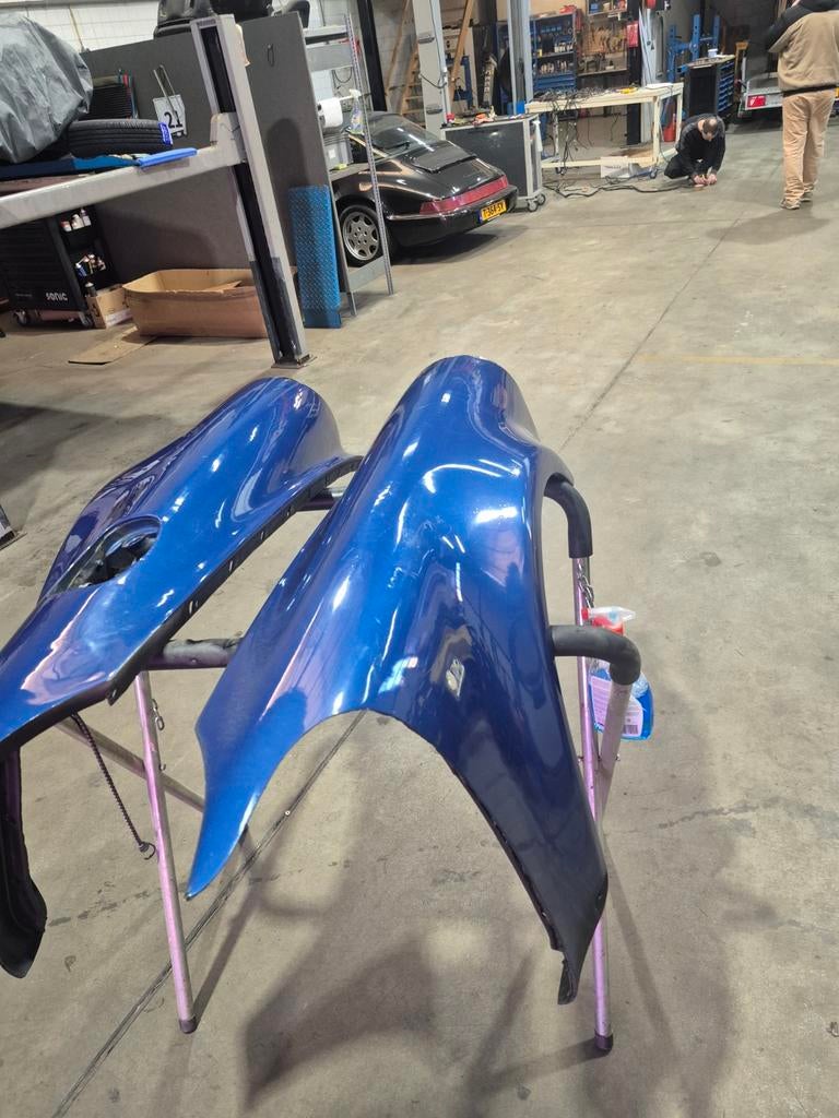 Porsche 911 930 Turbo veerschermen., Ophalen, Porsche, Achterklep