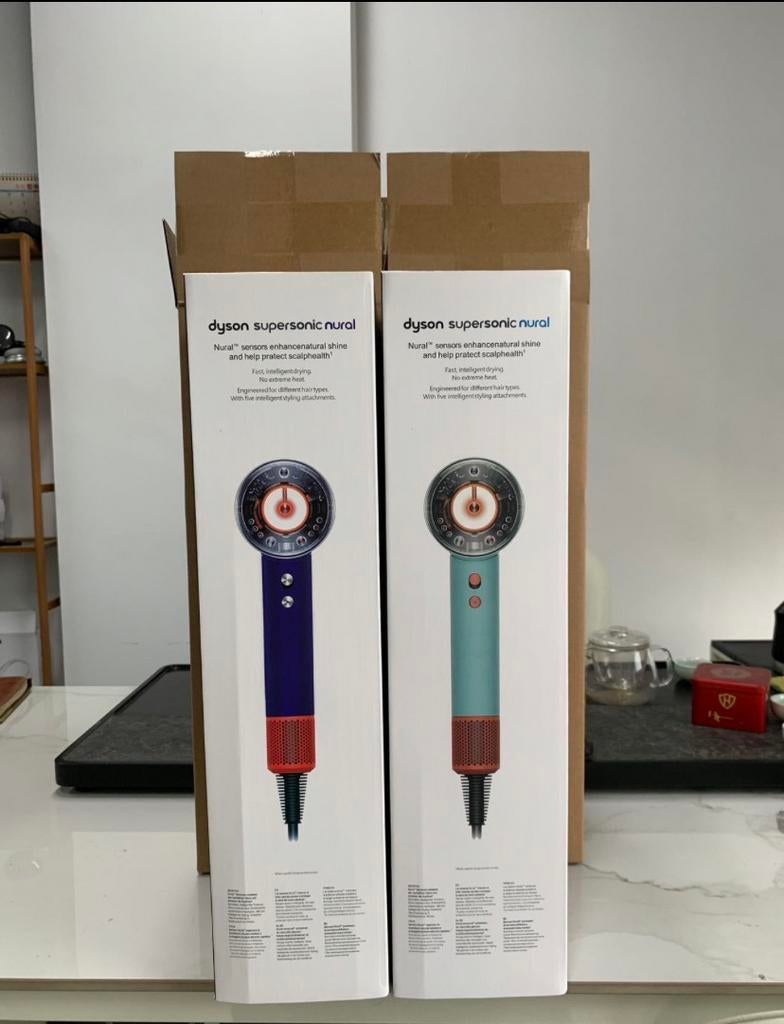 Dyson GESEALED, lees beschrijving, Verzenden, Zo goed als nieuw, Tandenborstel