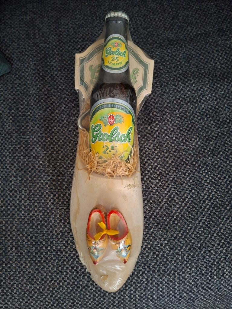 Grolsch bier fles Lentebok in klomp met opener en viltjes, Ophalen of Verzenden, Zo goed als nieuw, Flesopener, Grolsch