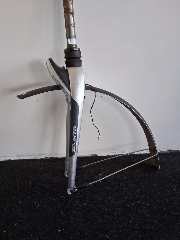 Voorvork 28 inch – incl. spatbord & koplamp – Sparta M8i Ion, Fietsen en Brommers, Fietsonderdelen, Gebruikt, Voorvork, Ophalen of Verzenden