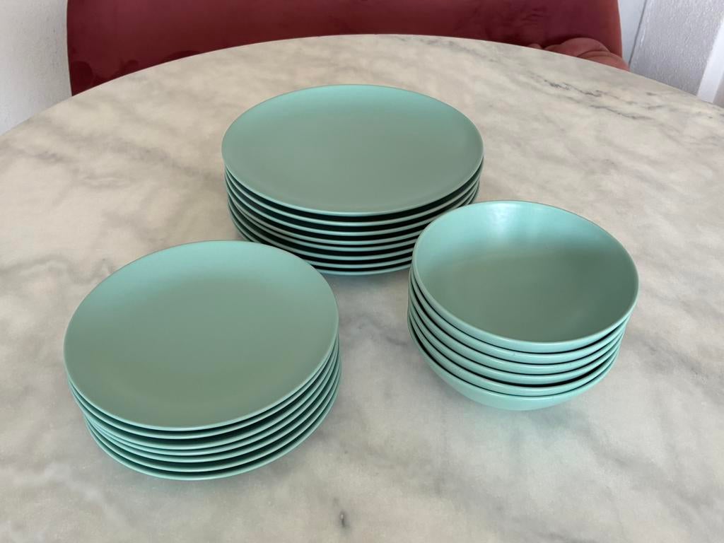FÄRGKLAR IKEA servies set van 21, light turquoise, Ophalen, Keramiek, Zo goed als nieuw, Bord(en)