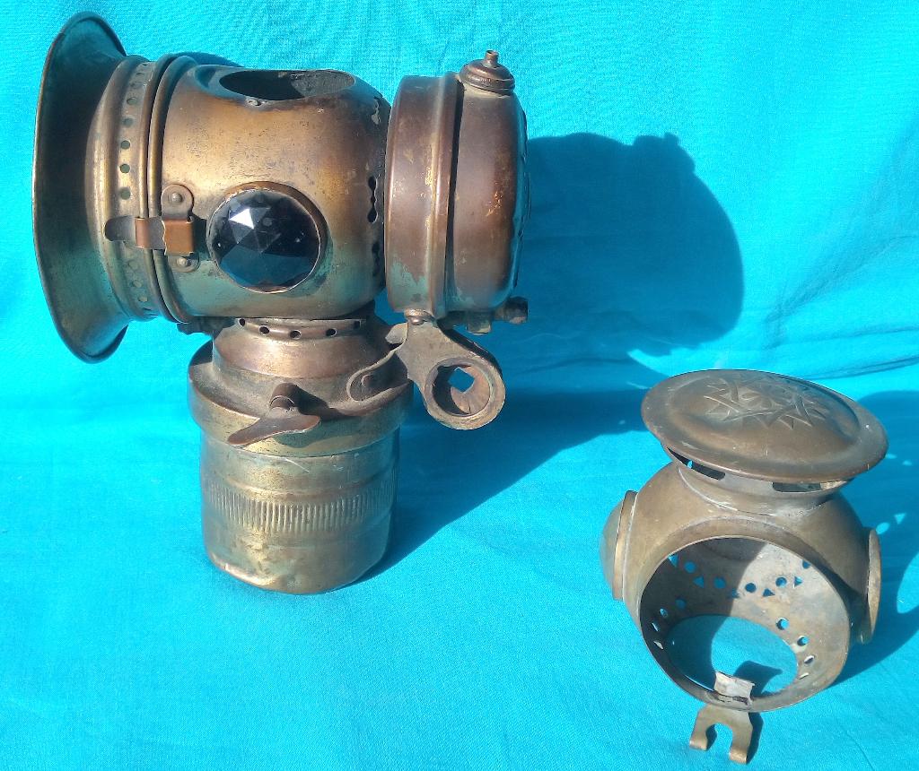 ANTIEKE CARBIDLAMP VAN ROND 1900 + ONDERDEEL, Verzenden