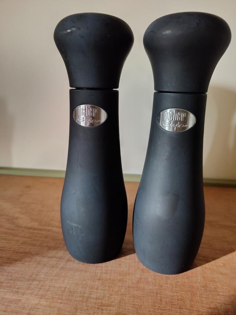 Weber Style Zout- en Pepermolen Set - Zwart, Huis en Inrichting, Woonaccessoires | Vazen, Kunststof, Zwart, Ophalen of Verzenden