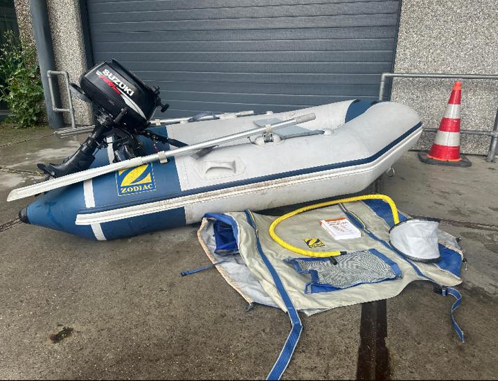 Zodiac rib  boot met suzuki 4pk 4t vaarklare set + onderdele, Watersport en Boten, Bootonderdelen, Ophalen of Verzenden, Gebruikt