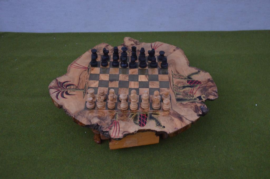 Vintage handgemaakte teakhouten schaakbord uit Tunesië, Een of twee spelers, Ophalen of Verzenden, Gebruikt