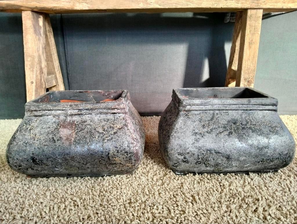 Zware bloempotten, Ophalen of Verzenden, Zo goed als nieuw