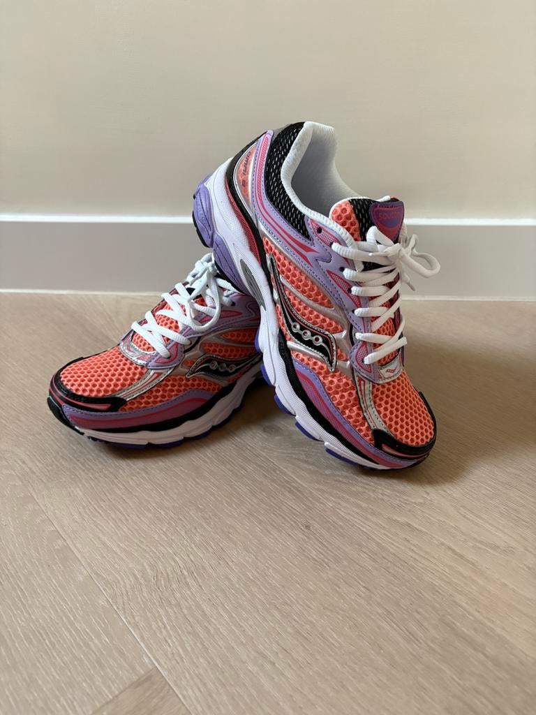 Saucony dames sneakers gympen maat 40 nieuw pro grid omni 9, Overige kleuren, Nieuw, Ophalen of Verzenden, Sneakers of Gympen