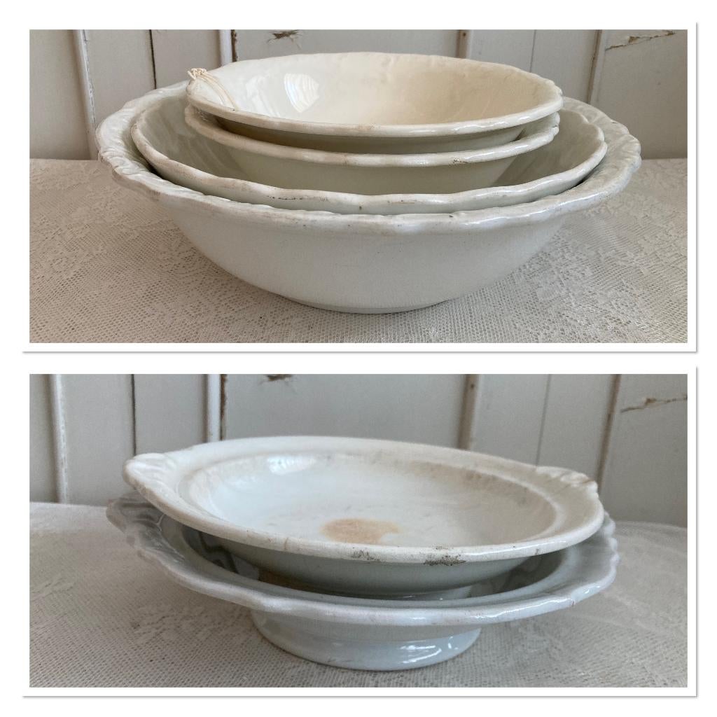 P. Regout / Brocante witte ronde schalen & schalen op voet, Ophalen of Verzenden