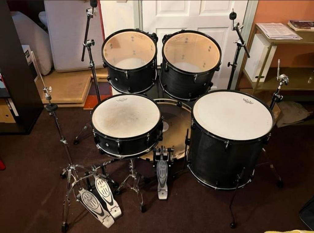 Pearl Forum drumstel met toebehoren, bieden maar, Muziek en Instrumenten, Ophalen, Gebruikt, Pearl
