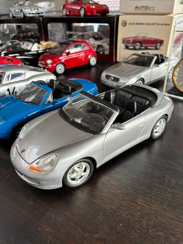Modelauto Porsche, Hobby en Vrije tijd, Modelauto's | 1:18, Ophalen of Verzenden, Zo goed als nieuw, Auto