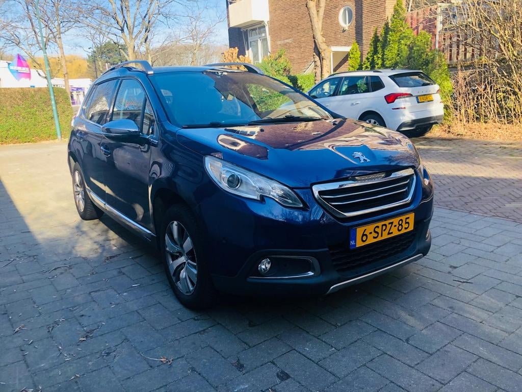 Peugeot 2008 1.2 VTI 60KW/82PK 2013 Blauw141.200 km.NAP, Voorwielaandrijving, Euro 5, 40 €/maand, Zwart