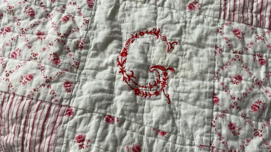GREENGATE COPENHAGEN KUSSENHOES 55/60CM ROOD/WIT QUILT, Ophalen of Verzenden, Keramiek, Overige stijlen, Kom(men)