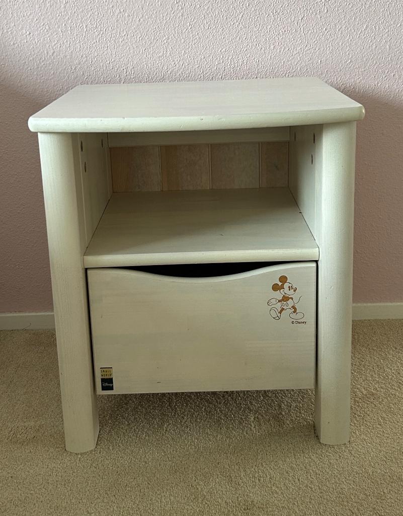nachtkastje Disney Small World whitewash, Huis en Inrichting, Ophalen, Gebruikt, Minder dan 45 cm, Minder dan 55 cm