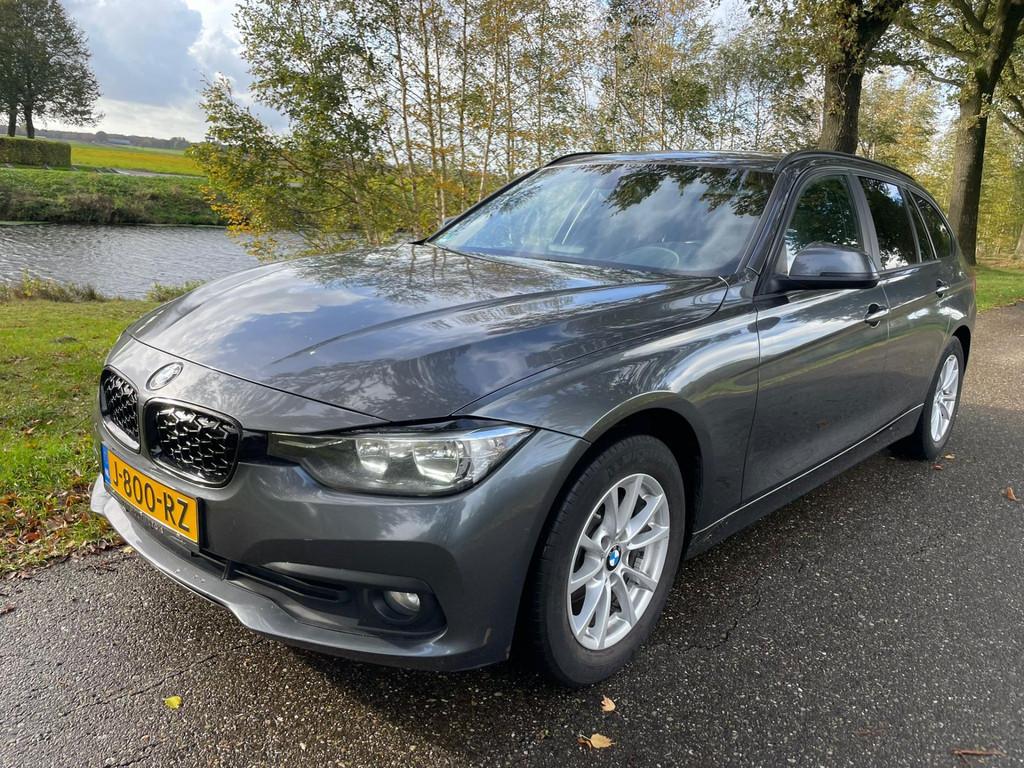 BMW 3-serie Touring 316d Centennial High Executive, 745 kg, Achterwielaandrijving, Euro 6, 4 cilinders