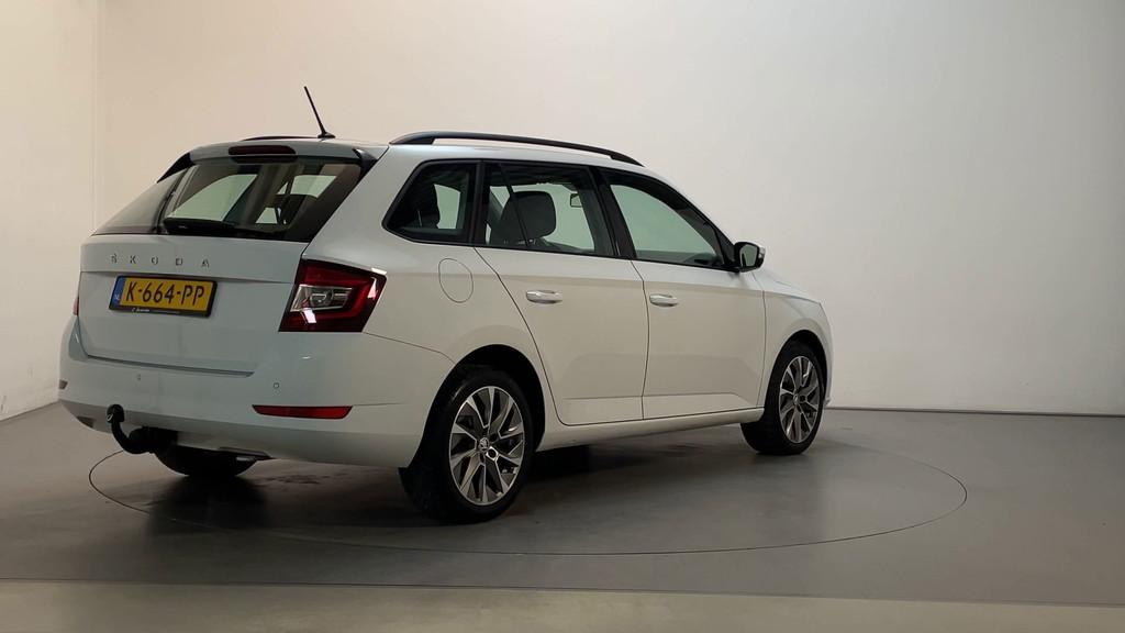 Skoda Fabia Combi 1.0 TSI Business Edition Navigatie DAB+ Ap, Stof, Gebruikt, 95 pk, Origineel Nederlands