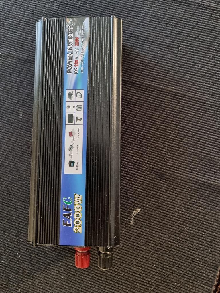 Omvormer 12 volt max 2000 watt, Ophalen of Verzenden, Zo goed als nieuw