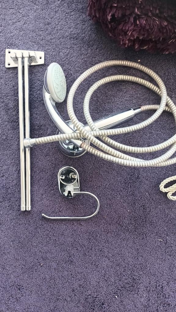 Handdoekenrekje groot en klein 2 douchesets, Ophalen of Verzenden, Rvs