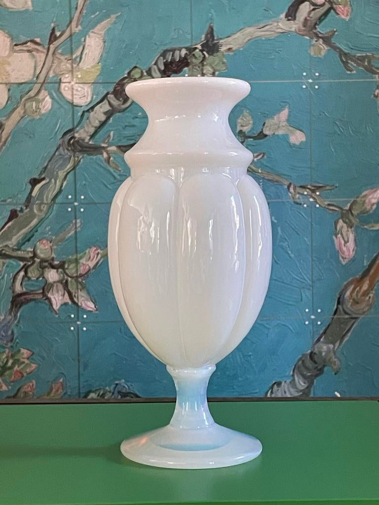 Opaline vaas Sèvres France, Ophalen of Verzenden