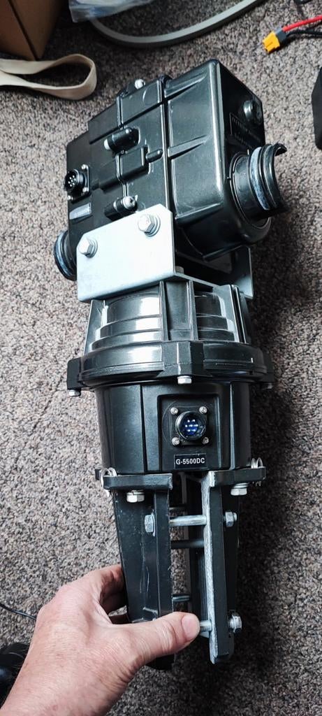 Yaesu rotor G-5500DC met klok en kabels, Ophalen, Antenne